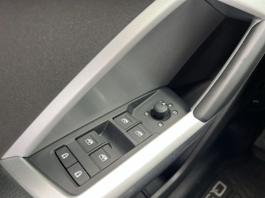 Audi Q3 45 TFSI e S-Line | PHEV | A-Camera | Clima | PDC | 245PK | ActivLease financial lease