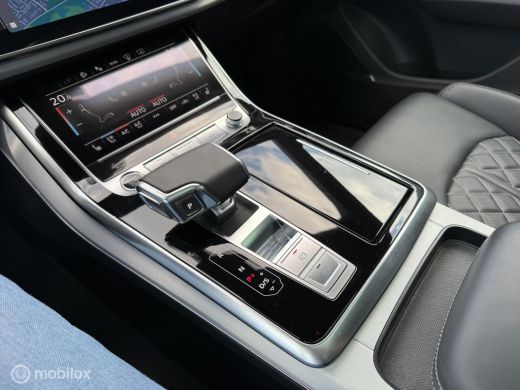 Audi Q8 60 TFSI e quattro Pro Line S Competition S-Line ActivLease financial lease