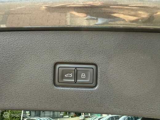 Audi Q8 60 TFSI e quattro Pro Line S Competition S-Line ActivLease financial lease