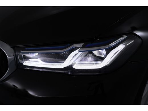 BMW 5 Serie Touring 520i Business Edition Plus | 1e Eigenaar! | Laser Light | Trekhaak | Comfort Stoelen | Le... ActivLease financial lease