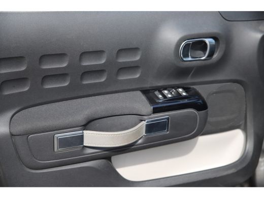 Citroën C3 1.2 /110pk/H6/C-Series/Airco/Cruise/Carplay/€48 per mnd/Full-led ActivLease financial lease