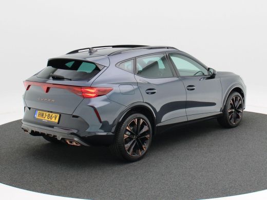 CUPRA Formentor 1.5 TSi 204 Pk e-Hybrid Automaat Business | 360° Camera | Panorma Dak | Adaptive Cruise | Full LE... ActivLease financial lease