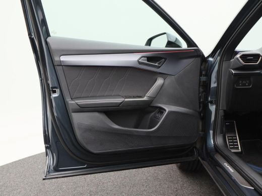 CUPRA Formentor 1.5 TSi 204 Pk e-Hybrid Automaat Business | 360° Camera | Panorma Dak | Adaptive Cruise | Full LE... ActivLease financial lease