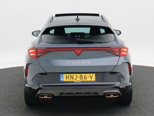 CUPRA Formentor 1.5 TSi 204 Pk e-Hybrid Automaat Business | 360° Camera | Panorma Dak | Adaptive Cruise | Full LE... ActivLease financial lease