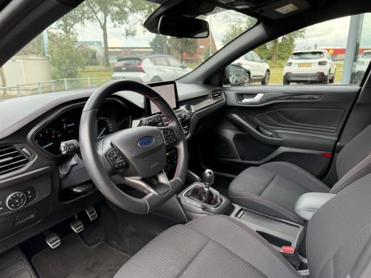 Ford Focus 1.0 EcoBoost ST Line Business | Navi | Trekhaak | Carplay | ActivLease financial lease
