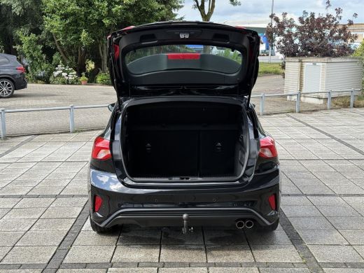 Ford Focus 1.0 EcoBoost ST Line Business | Navi | Trekhaak | Carplay | ActivLease financial lease