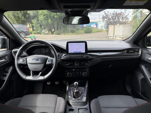 Ford Focus 1.0 EcoBoost ST Line Business | Navi | Trekhaak | Carplay | ActivLease financial lease