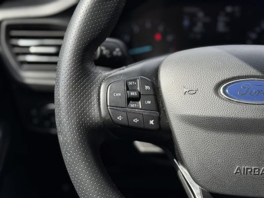 Ford Focus 1.0 EcoBoost ST Line Business | Navi | Trekhaak | Carplay | ActivLease financial lease
