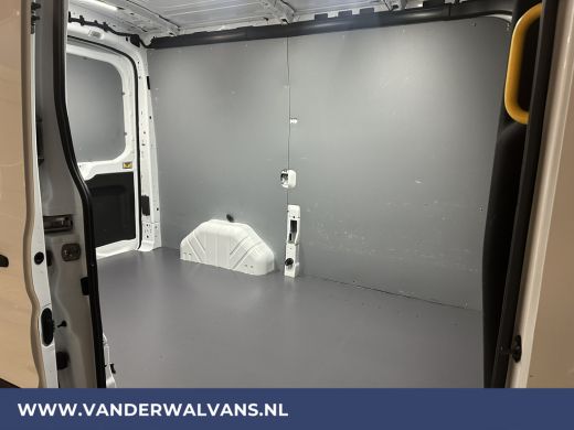 Ford Transit 2.0 TDCI 130pk L2H2 Euro6 Airco | Camera | Android Auto | Cruisecontrol | 2550kg Trekhaak Elektri... ActivLease financial lease