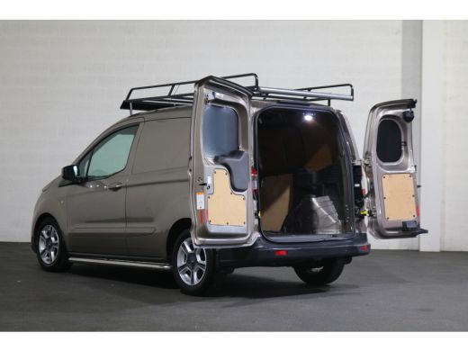 Ford Transit Courier 1.5 TDCI 100pk Euro 6 Limited Airco Navigatie BPM Vrij ActivLease financial lease