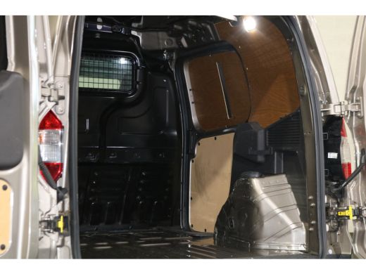 Ford Transit Courier 1.5 TDCI 100pk Euro 6 Limited Airco Navigatie BPM Vrij ActivLease financial lease