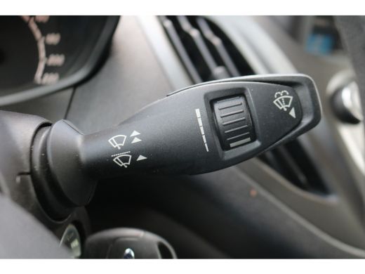 Ford Transit Courier 1.5 TDCI 100pk Euro 6 Limited Airco Navigatie BPM Vrij ActivLease financial lease