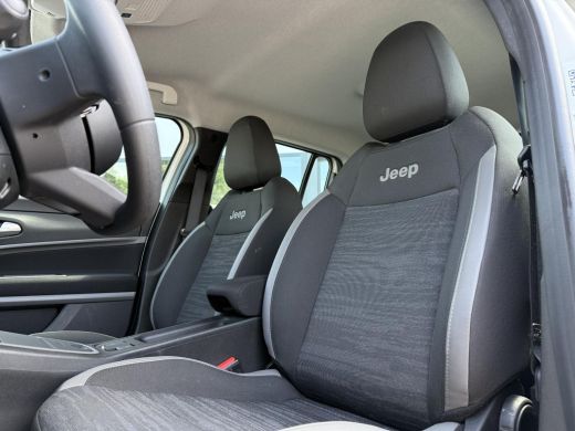 Jeep Avenger Longitude 54 kWh Aut. | Navi | Carplay | Stoelverwarming | ActivLease financial lease