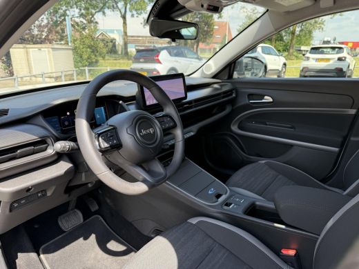 Jeep Avenger Longitude 54 kWh Aut. | Navi | Carplay | Stoelverwarming | ActivLease financial lease