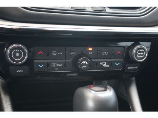 Jeep Compass 4xe 240 Plug-in Hybrid Electric S | Keyless | ALPINE SOUND | Climate | Camera | Carplay | LED | 1... ActivLease financial lease