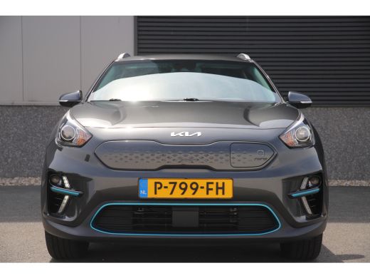 Kia e-Niro ExecutiveLine 64 kWh/204 pk/Adaptive/3-fase/2022/Cam./Full-led ActivLease financial lease