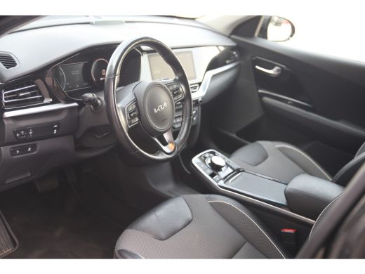 Kia e-Niro ExecutiveLine 64 kWh/204 pk/Adaptive/3-fase/2022/Cam./Full-led ActivLease financial lease