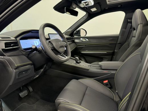 Lynk & Co 01 1.5 More | Afwijkende dakkleur | Apple Carplay/Android Auto|telefoonintegratie premium | Binnensp... ActivLease financial lease