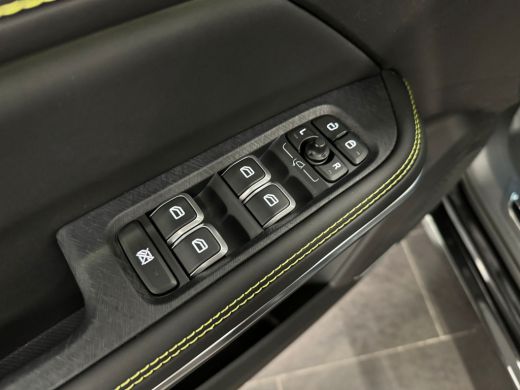 Lynk & Co 01 1.5 More | Afwijkende dakkleur | Apple Carplay/Android Auto|telefoonintegratie premium | Binnensp... ActivLease financial lease