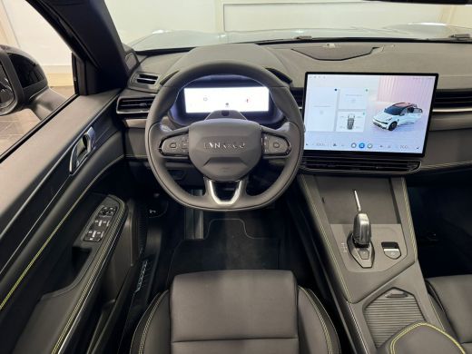 Lynk & Co 01 1.5 More | Afwijkende dakkleur | Apple Carplay/Android Auto|telefoonintegratie premium | Binnensp... ActivLease financial lease