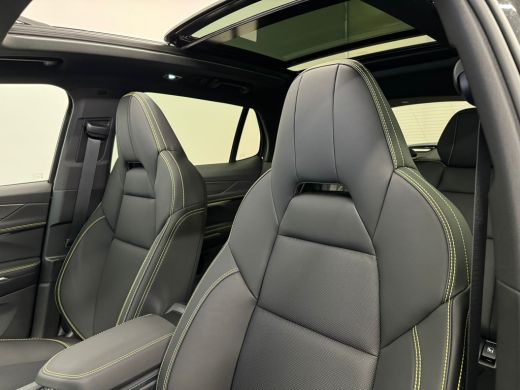 Lynk & Co 01 1.5 More | Afwijkende dakkleur | Apple Carplay/Android Auto|telefoonintegratie premium | Binnensp... ActivLease financial lease