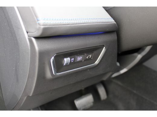 Lynk & Co 01 1.5 PLUG IN HYBRID | Schuifkanteldak | 360 camera | Elektrischbedienbare stoelen met geheugen | |... ActivLease financial lease