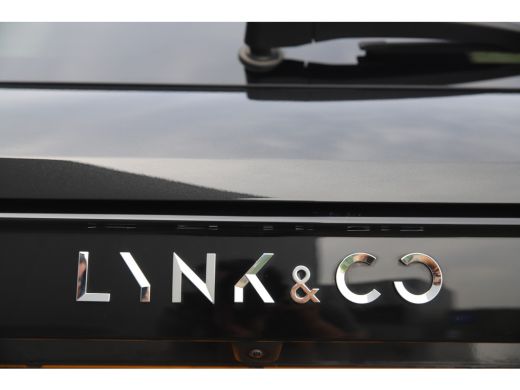 Lynk & Co 01 1.5 Plug-in Hybrid/262pk /Pano-dak/Zw-hemel/Adaptive/360Cam/Infinity ActivLease financial lease