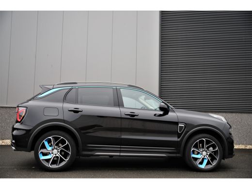 Lynk & Co 01 1.5 Plug-in Hybrid/262pk /Pano-dak/Zw-hemel/Adaptive/360Cam/Infinity ActivLease financial lease