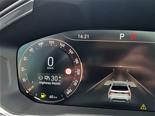 Lynk & Co 01 1.5 Plug-in Hybrid/262pk /Pano-dak/Zw-hemel/Adaptive/360Cam/Infinity ActivLease financial lease