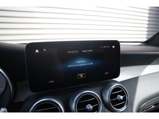 Mercedes-Benz GLC 300e 4MATIC Business Solution AMG Pano / Burmester / 360 camera / Trekhaak / ActivLease financial lease