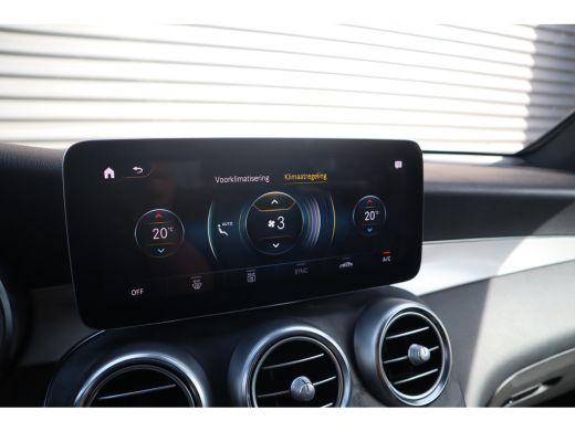 Mercedes-Benz GLC 300e 4MATIC Business Solution AMG Pano / Burmester / 360 camera / Trekhaak / ActivLease financial lease