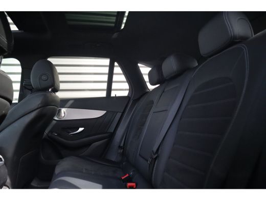 Mercedes-Benz GLC 300e 4MATIC Business Solution AMG Pano / Burmester / 360 camera / Trekhaak / ActivLease financial lease
