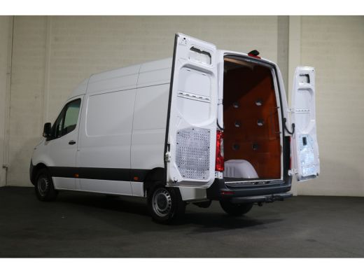 Mercedes-Benz Sprinter 316 CDI L2 H2 Airco Navigatie Camera 3.5t Trekhaak ActivLease financial lease