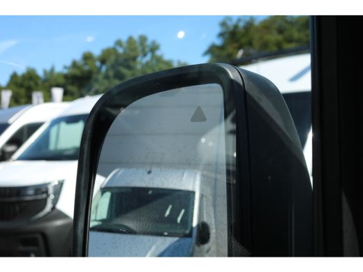 Mercedes-Benz Sprinter 316 CDI L2 H2 Airco Navigatie Camera 3.5t Trekhaak ActivLease financial lease