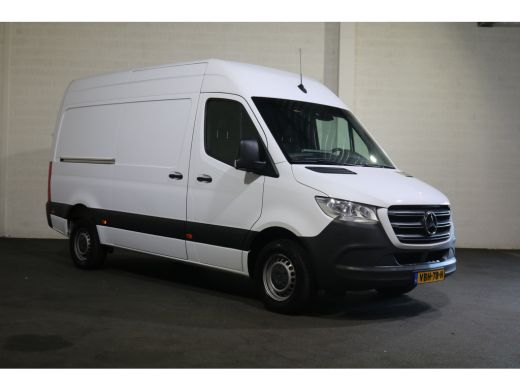 Mercedes-Benz Sprinter 316 CDI L2 H2 Airco Navigatie Camera 3.5t Trekhaak ActivLease financial lease