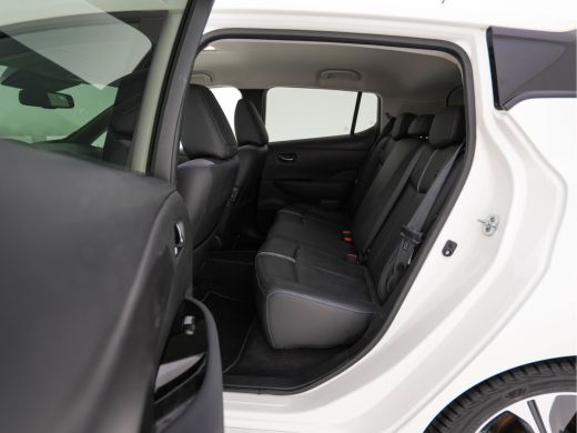 Nissan Leaf Tekna 40 kWh Aut. *LUXURY-LEATHER | FULL-LED | BOSE-SURROUND | DIGI-COCKPIT | ADAPTIVE-CRUISE | T... ActivLease financial lease