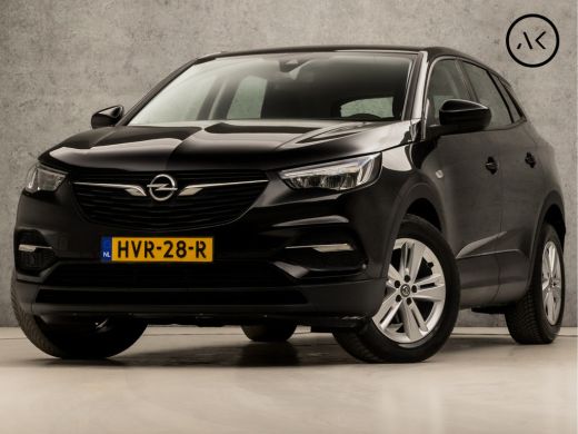 Opel Grandland X 1.2 Turbo Sport Automaat (APPLE CARPLAY, GROOT NAVI, PARKEERSENSOREN, SPORTSTOELEN, LANE ASSIST, ...