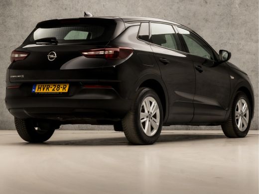 Opel Grandland X 1.2 Turbo Sport Automaat (APPLE CARPLAY, GROOT NAVI, PARKEERSENSOREN, SPORTSTOELEN, LANE ASSIST, ... ActivLease financial lease