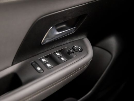 Opel Mokka 1.2 Turbo GS Line Automaat (APPLE CARPLAY, GROOT NAVI, STUUR/STOELVERWARMING, LEDER, SPORTSTOELEN... ActivLease financial lease