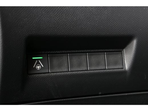 Peugeot 2008 1.2 PureTech 130PK GT Pack | Navi | Camera V+A | Alcantara | Stoelverwarming | Massage | Adaptive... ActivLease financial lease