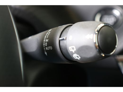 Peugeot 2008 1.2 PureTech 130PK GT Pack | Navi | Camera V+A | Alcantara | Stoelverwarming | Massage | Adaptive... ActivLease financial lease