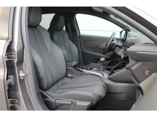 Peugeot 208 1.2 GT | Keyless | Camera | Adapt. Cruise | Navi | Carplay | Climate | LED | DAB | | Keyless | Ca... ActivLease financial lease
