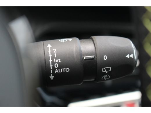 Peugeot 208 1.2 GT | Keyless | Camera | Adapt. Cruise | Navi | Carplay | Climate | LED | DAB | | Keyless | Ca... ActivLease financial lease