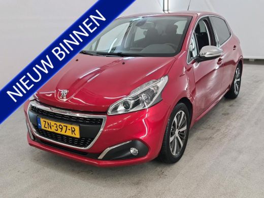 Peugeot 208 1.2 PureTech Allure NL AUTO | CARPLAY | CAMERA | AUTOMAAT !