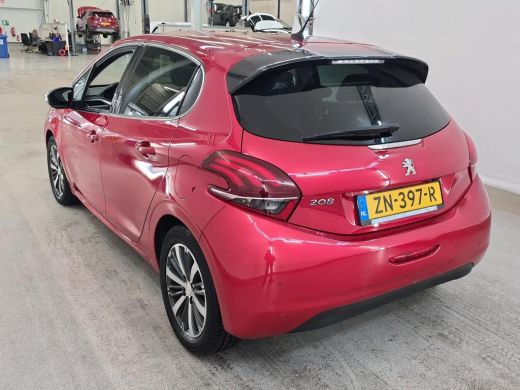 Peugeot 208 1.2 PureTech Allure NL AUTO | CARPLAY | CAMERA | AUTOMAAT ! ActivLease financial lease