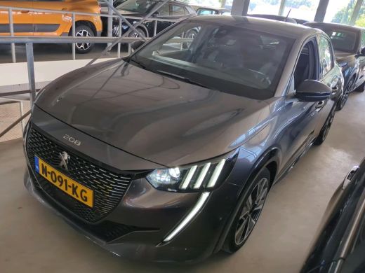 Peugeot 208 1.2 PureTech GT | Achterbank in delen neerklapbaar | Achteruitrijcamera | Anti Blokkeer Systeem Peugeot 208 1.2 PureTech GT | Achterbank in delen neerklapbaar | Achteruitrijcamera | Anti Blokkeer Systeem