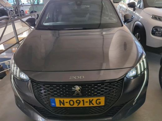 Peugeot 208 1.2 PureTech GT | Achterbank in delen neerklapbaar | Achteruitrijcamera | Anti Blokkeer Systeem ActivLease financial lease