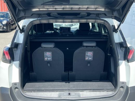 Peugeot 5008 1.2 PureTech Allure 7-PERSOONS | NAVI | 1/2 LEDER ActivLease financial lease