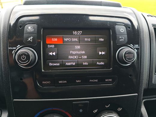 Peugeot Boxer 2.2 BlueHDi L2 H2 - 140 Pk - Euro 6 - Navi - ParkeerCamera ActivLease financial lease