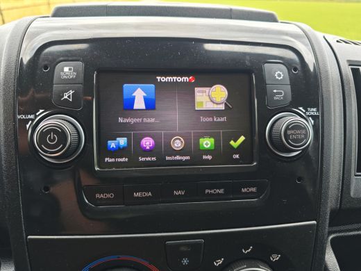 Peugeot Boxer 2.2 BlueHDi L2 H2 - 140 Pk - Euro 6 - Navi - ParkeerCamera ActivLease financial lease